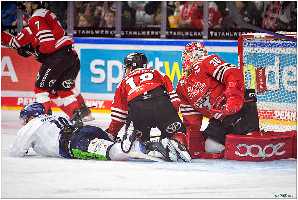 PENNY DEL; Koelner Haie- Straubing Tigers; Koeln, 28.12.2022